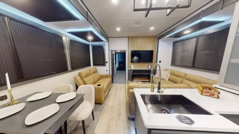 41G14 Floorplan Main Room